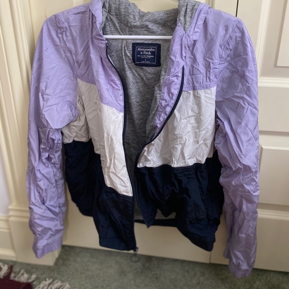Abercrombie and Fitch windbreaker - Picture 3 of 4